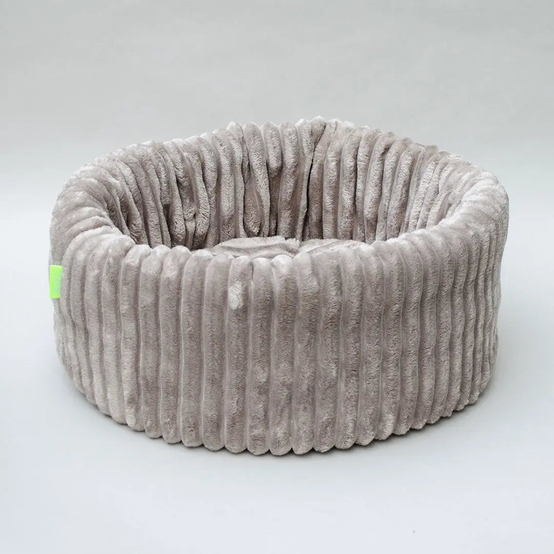 Elegantes Hundebett „Biscuit“ - taupe 4legs.de