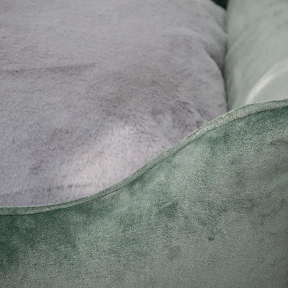 Luxus Hundebett „Velvet Vintage Canapé“ - mint 4legs.de