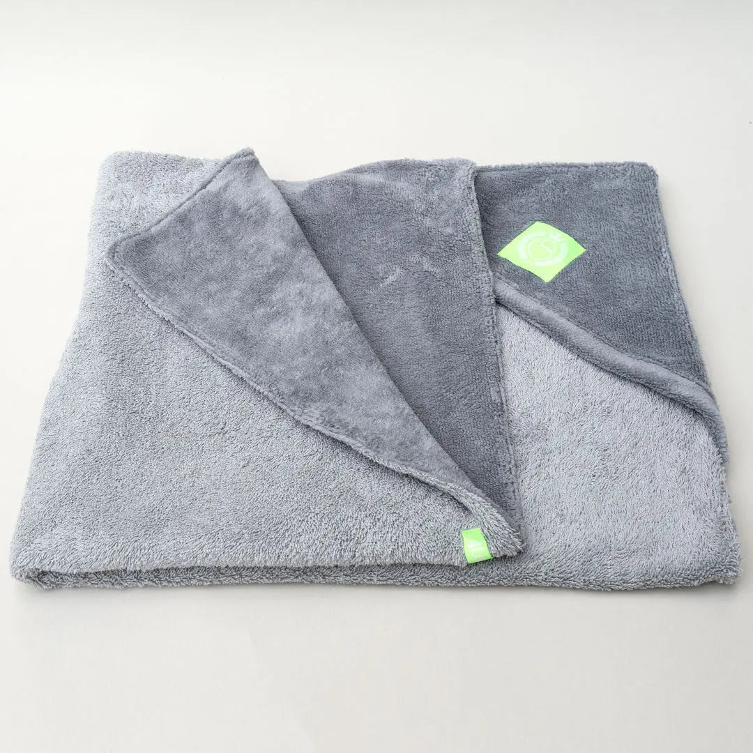 "Nikki-Towel" - das Luxus Handtuch für Hunde 4legs.de