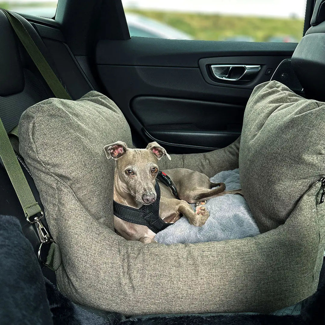 Premium Autositz für Hunde – „Travel Deluxe“ – Flanell - Khaki 4legs.de